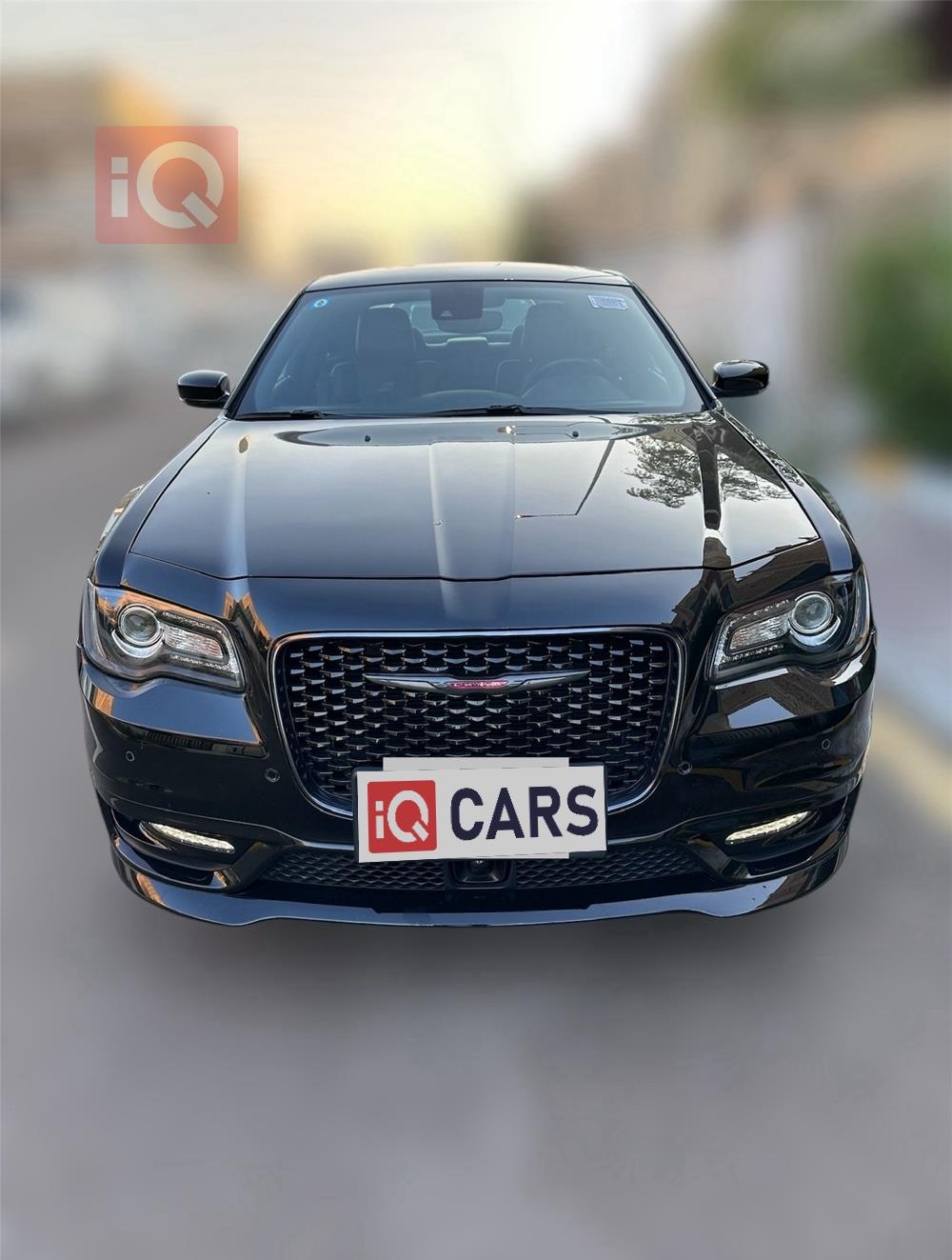 كرايسلر 300